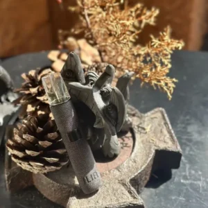 ILIA哩啞布紋主機、 通用一代煙彈- 手感厚實-霧化均匀 - 布紋黑