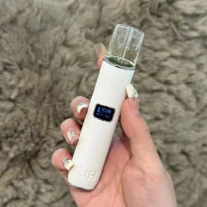 ILIA哩啞皮革主機-通用一代煙彈 -智能調節- 霧化功率大 - 幕雪白